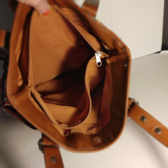 Multi color Ladies Handbag Relic Shoulder straps Snap Closure Boho - Picture 5 of 11